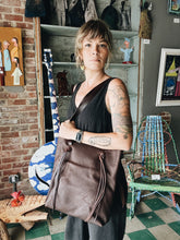 Load image into Gallery viewer, Knotty Tassel Tote