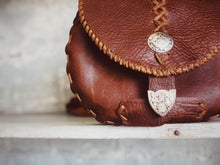 Load image into Gallery viewer, Wander Saddle Bag