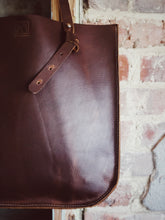 Load image into Gallery viewer, Wander Tote