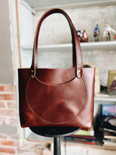 Load image into Gallery viewer, The Luna Tote